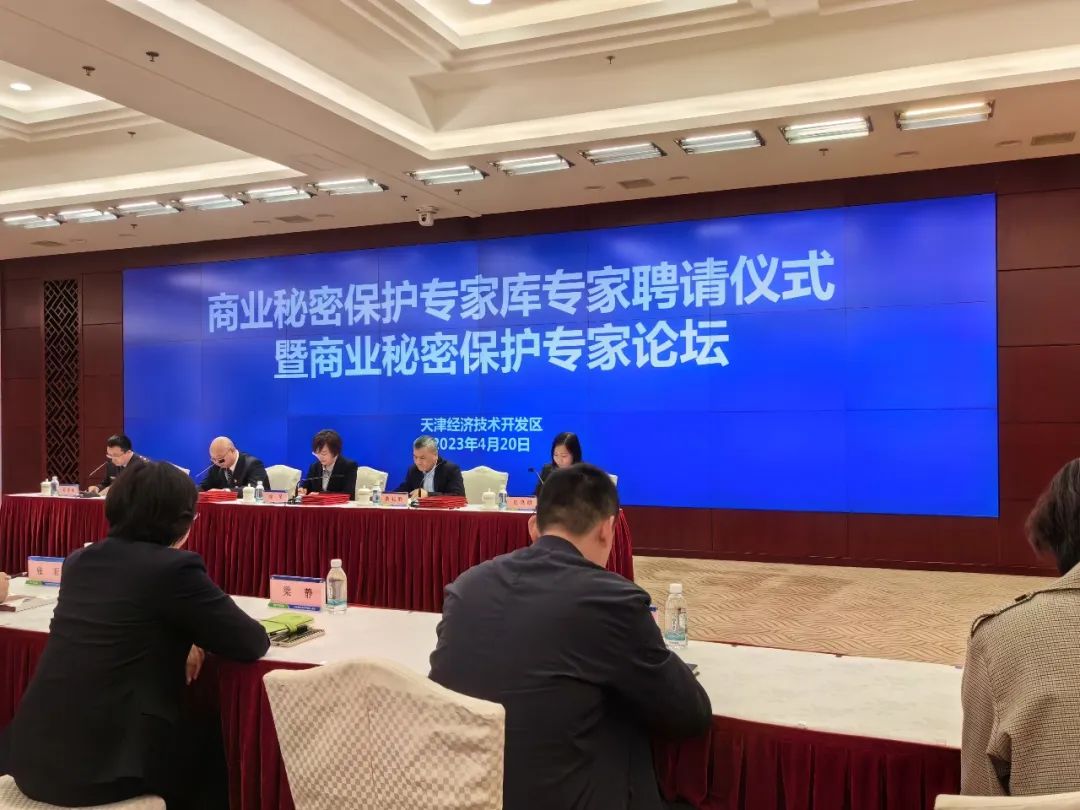 1682383687978371.jpg 640.jpg