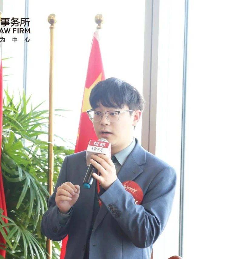 1744697683883472.jpg 2fc686191782394bdd91c5582536165a.jpg